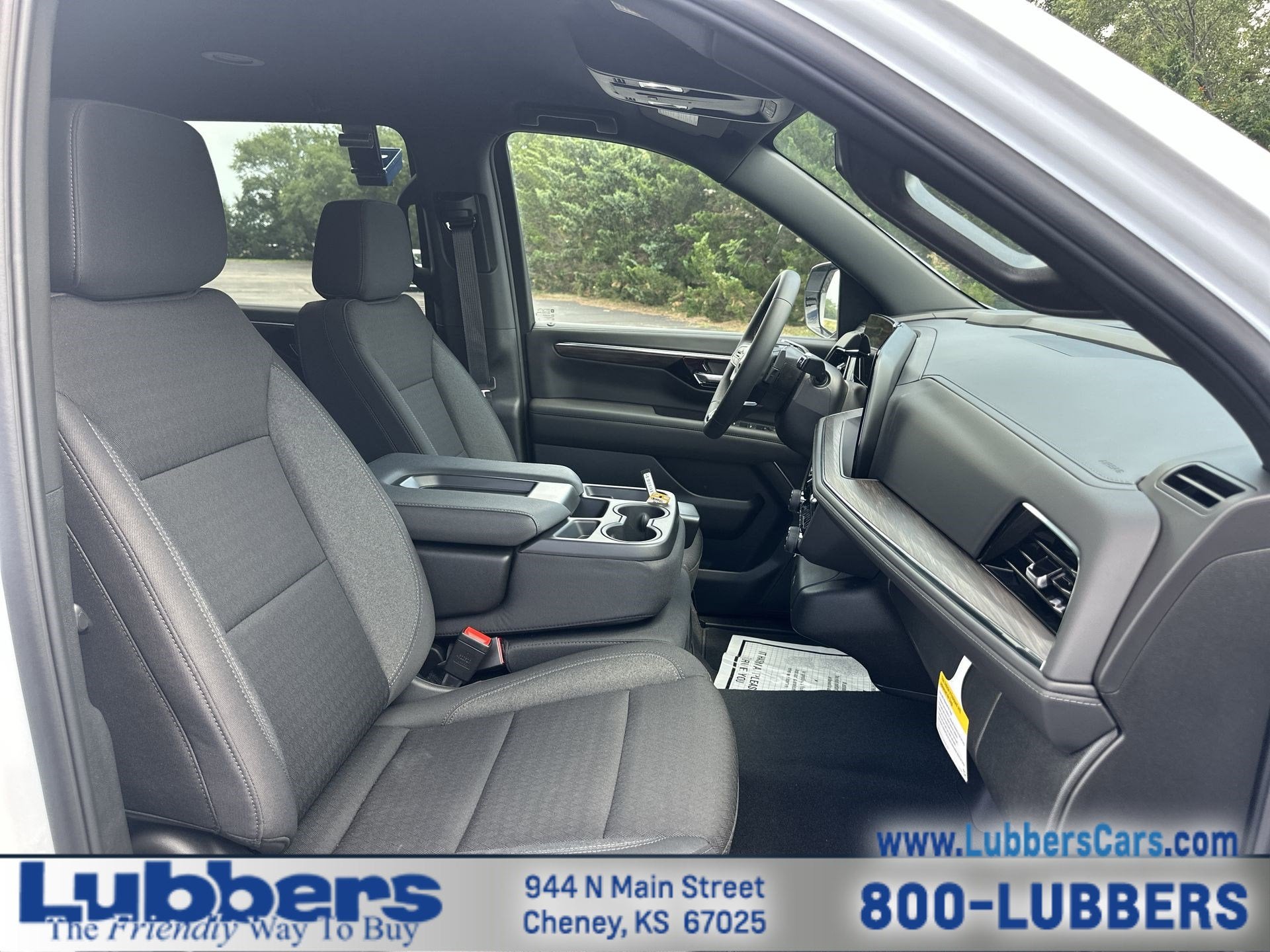 2026 Chevrolet Suburban LS - Photo 22