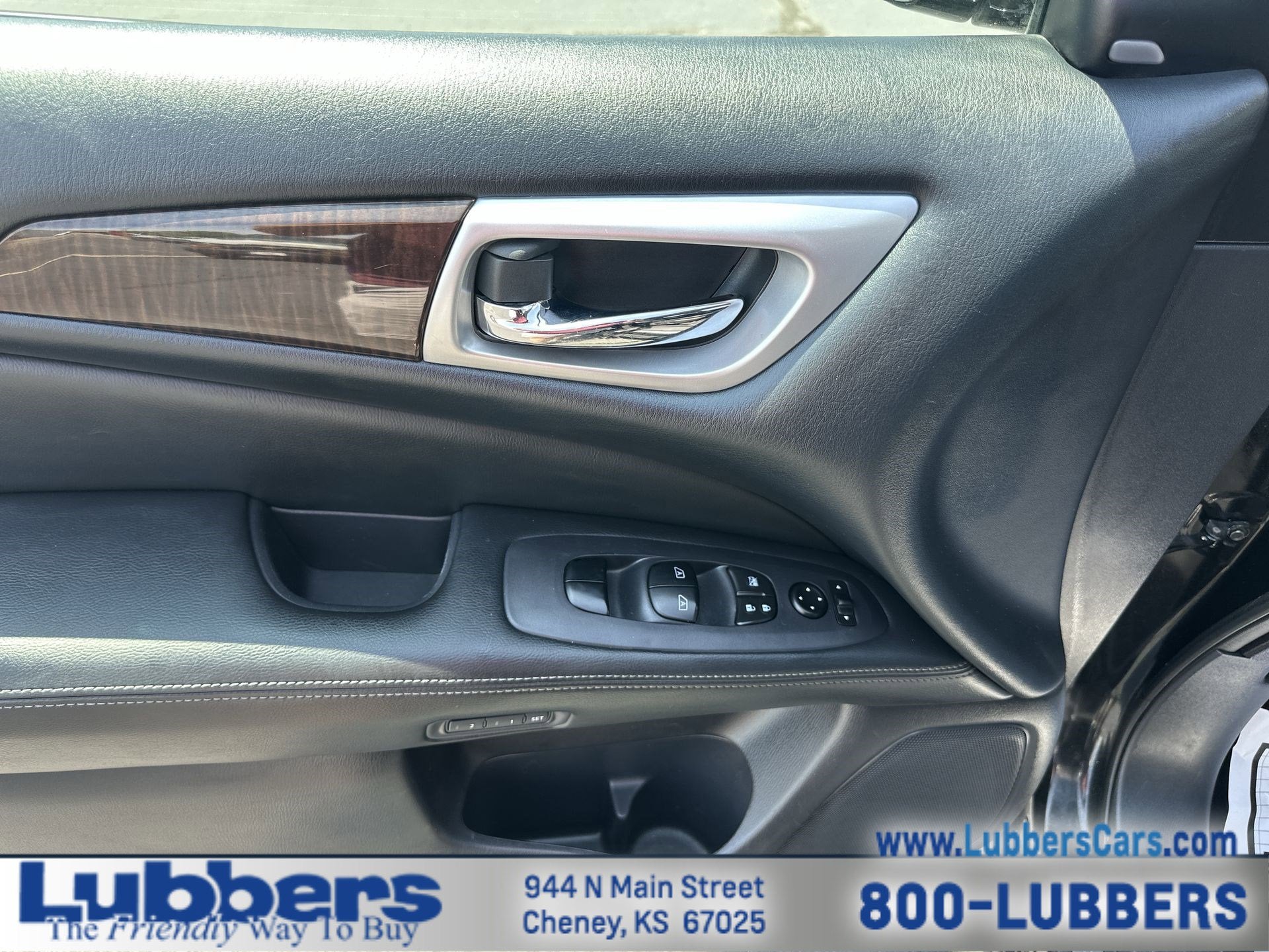 2015 Nissan Pathfinder S