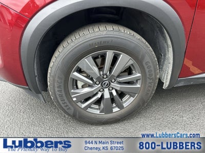 2025 Nissan Pathfinder SV