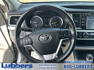2019 Toyota Highlander SE