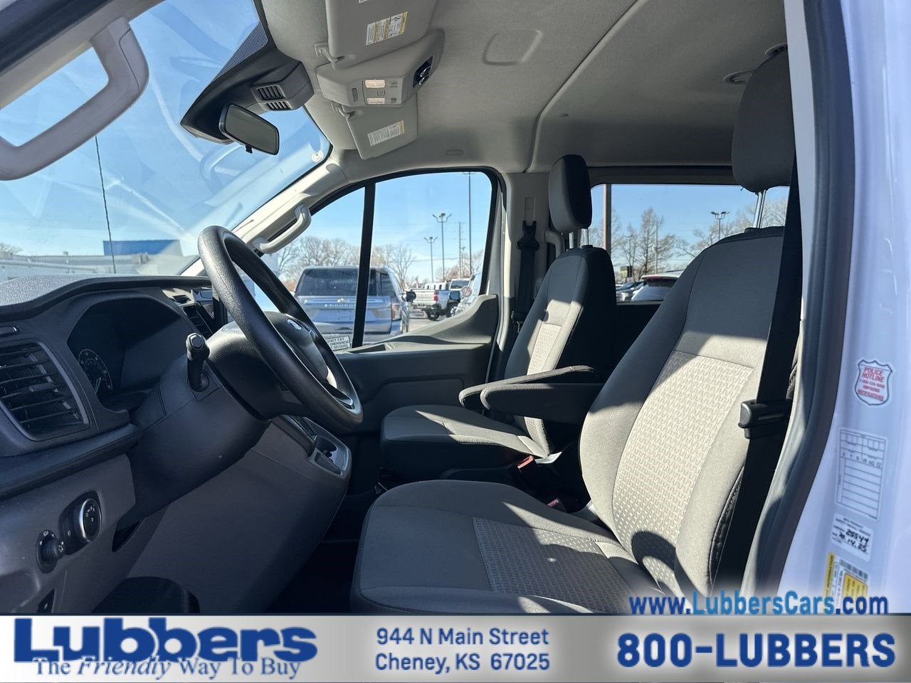 2024 Ford Transit Passenger Wagon XLT