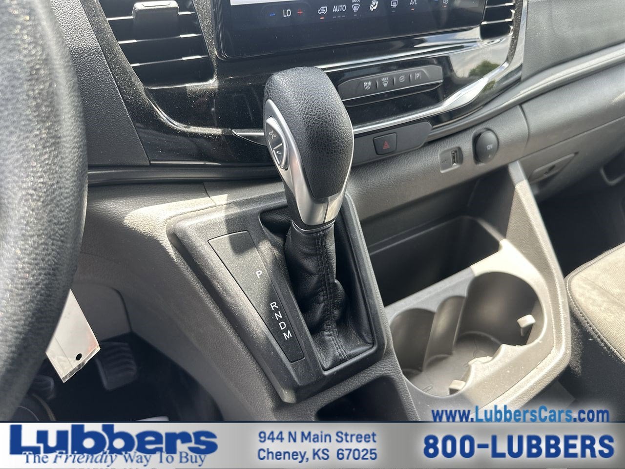 2023 Ford Transit Passenger Wagon XLT