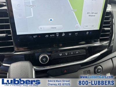 2023 Ford Transit Passenger Wagon XLT