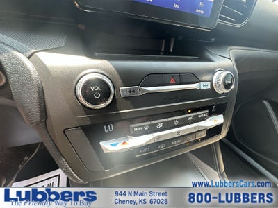 2020 Ford Explorer Base