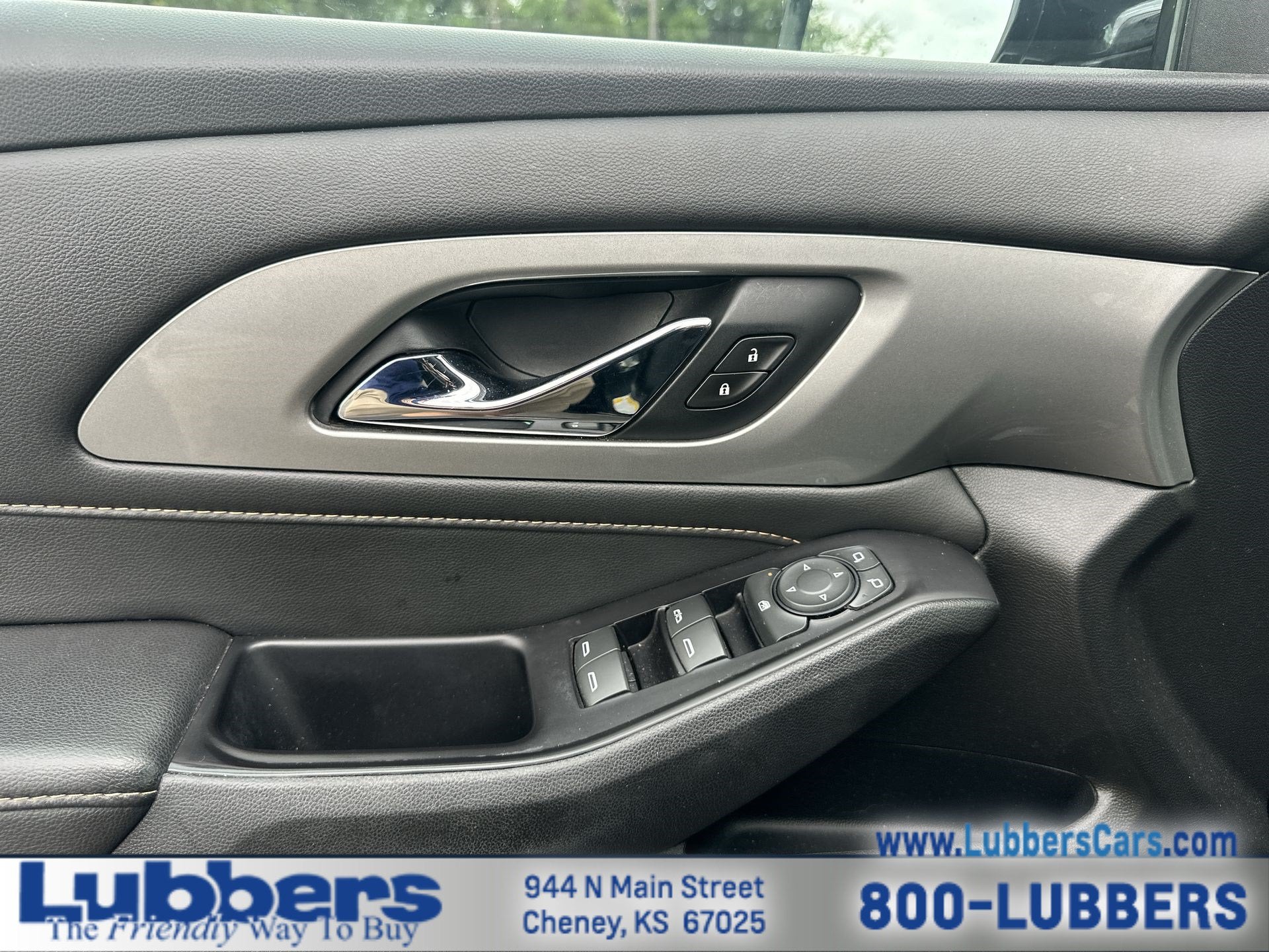 2020 Chevrolet Traverse LT Cloth
