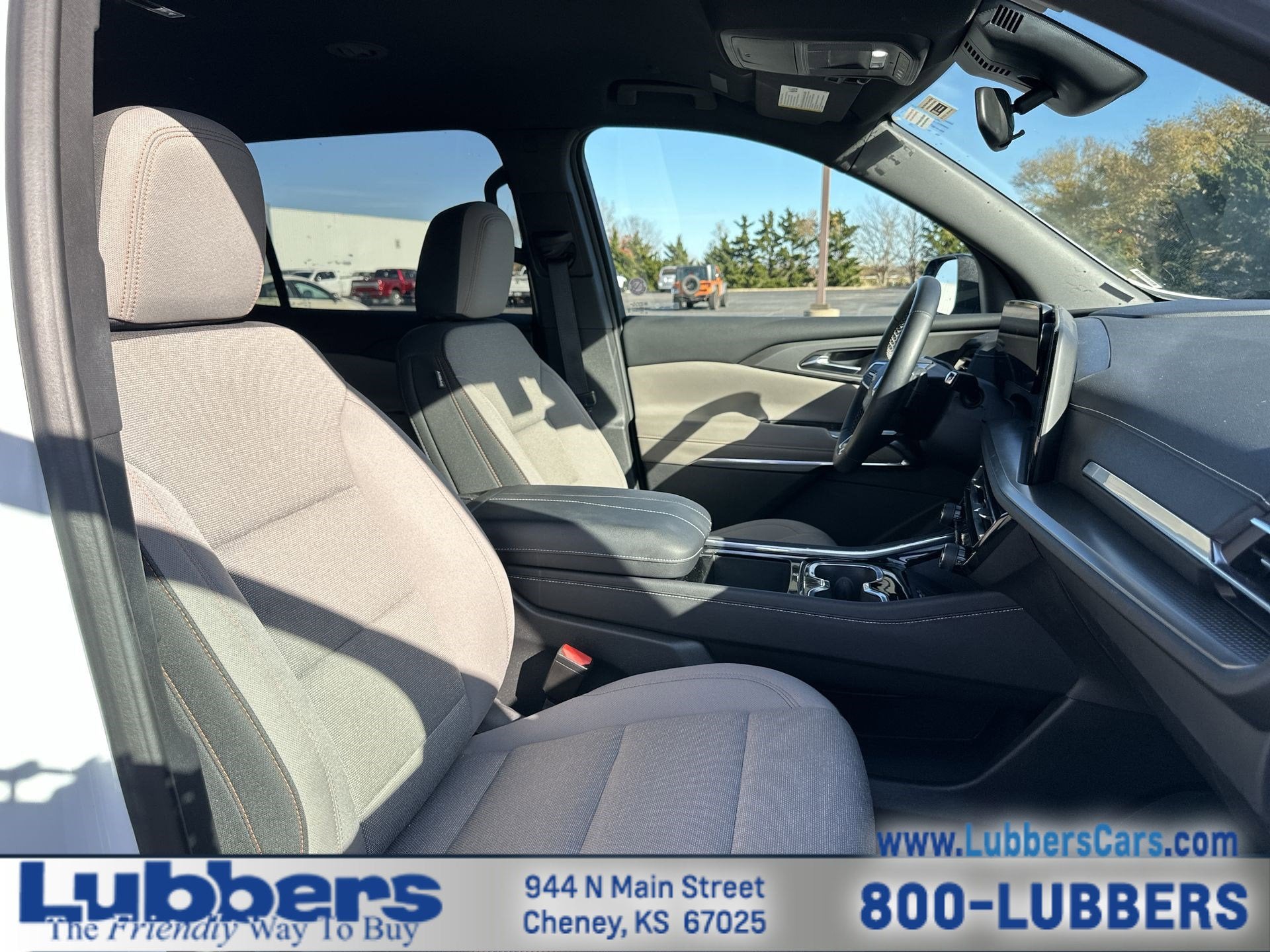 2025 Chevrolet Traverse FWD LT