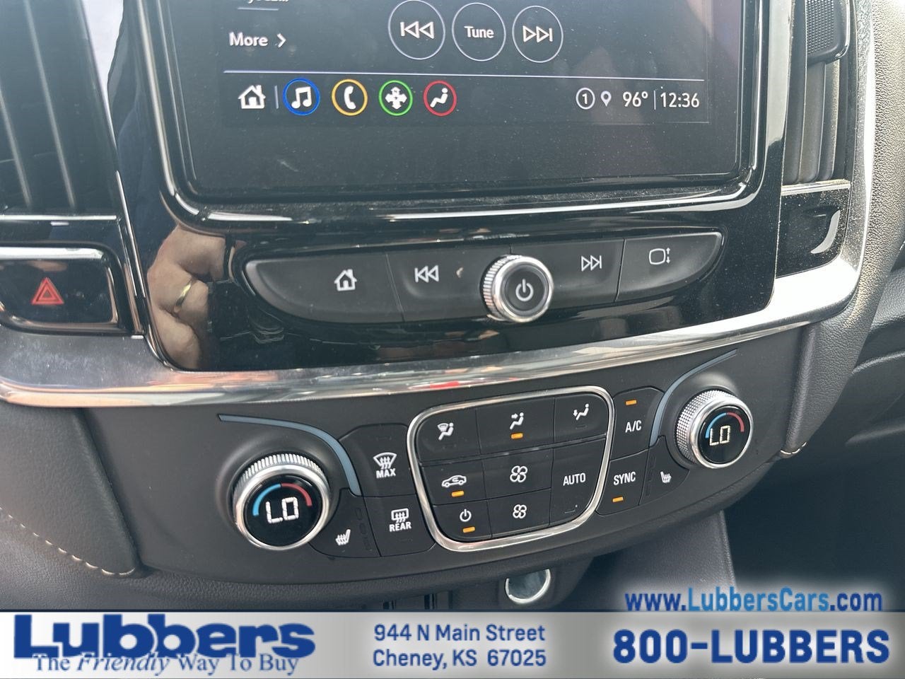 2023 Chevrolet Traverse LT Leather