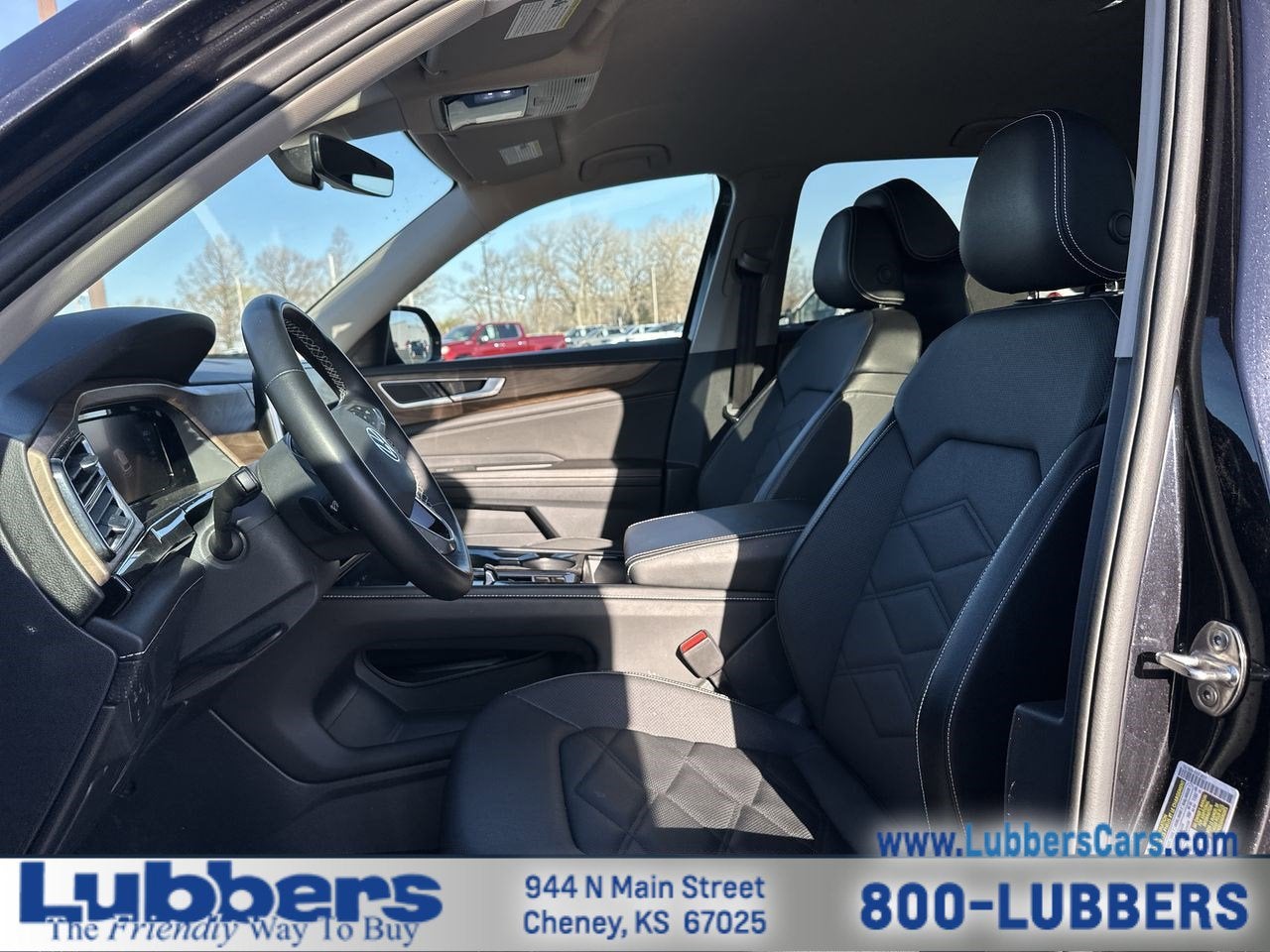 2025 Volkswagen Atlas 2.0T SE w/Technology