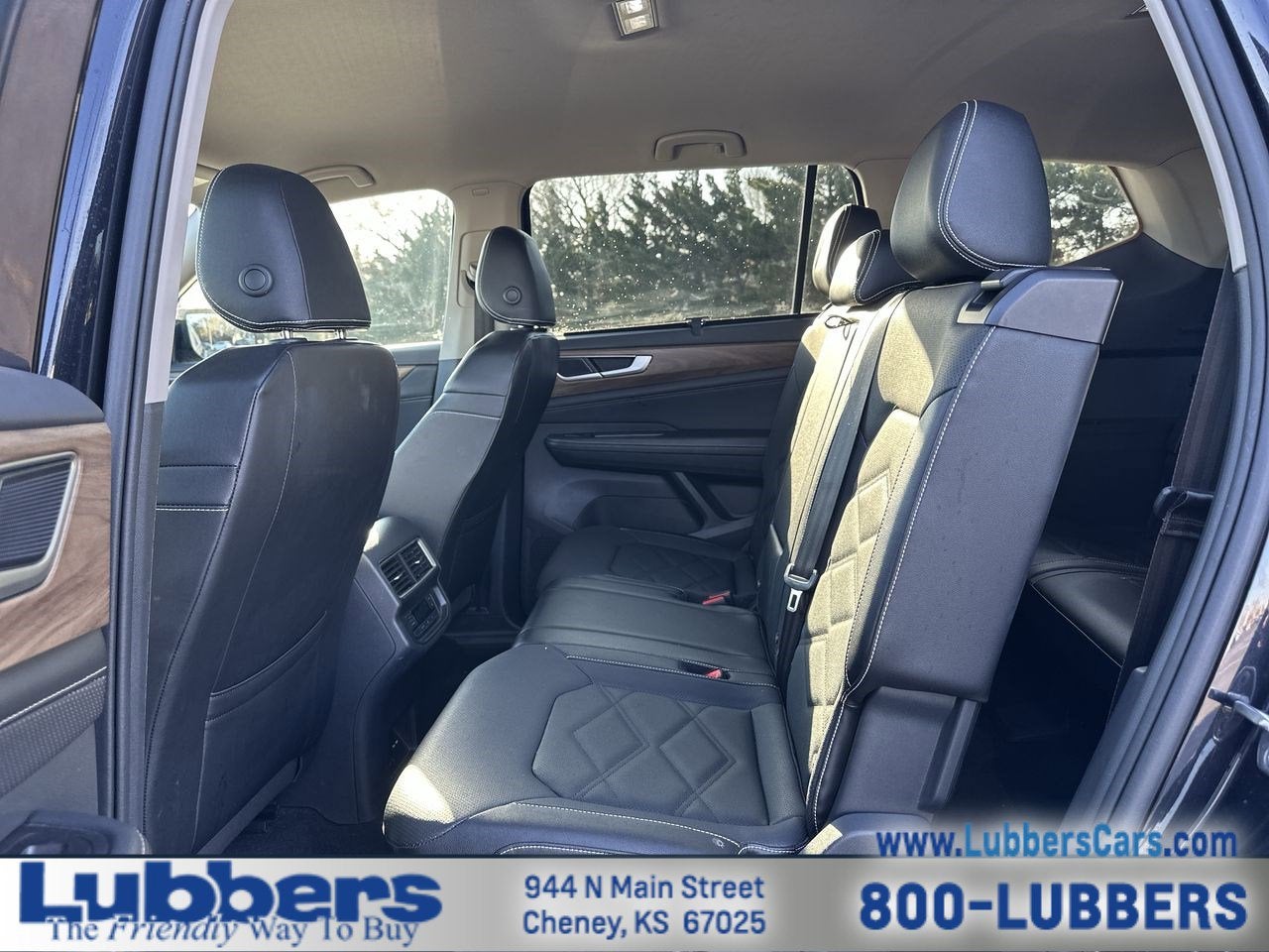 2025 Volkswagen Atlas 2.0T SE w/Technology