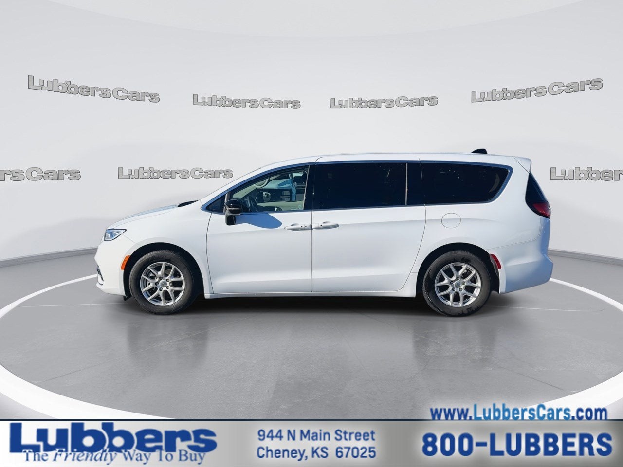 2024 Chrysler Pacifica Touring L