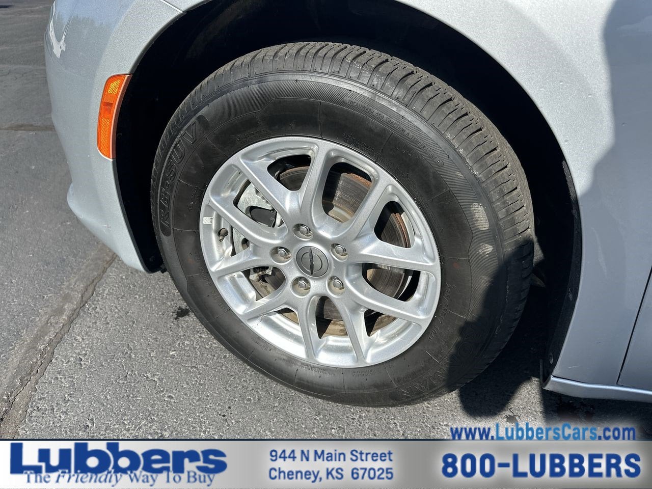 2023 Chrysler Voyager LX