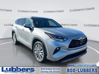 2022 Toyota Highlander Platinum
