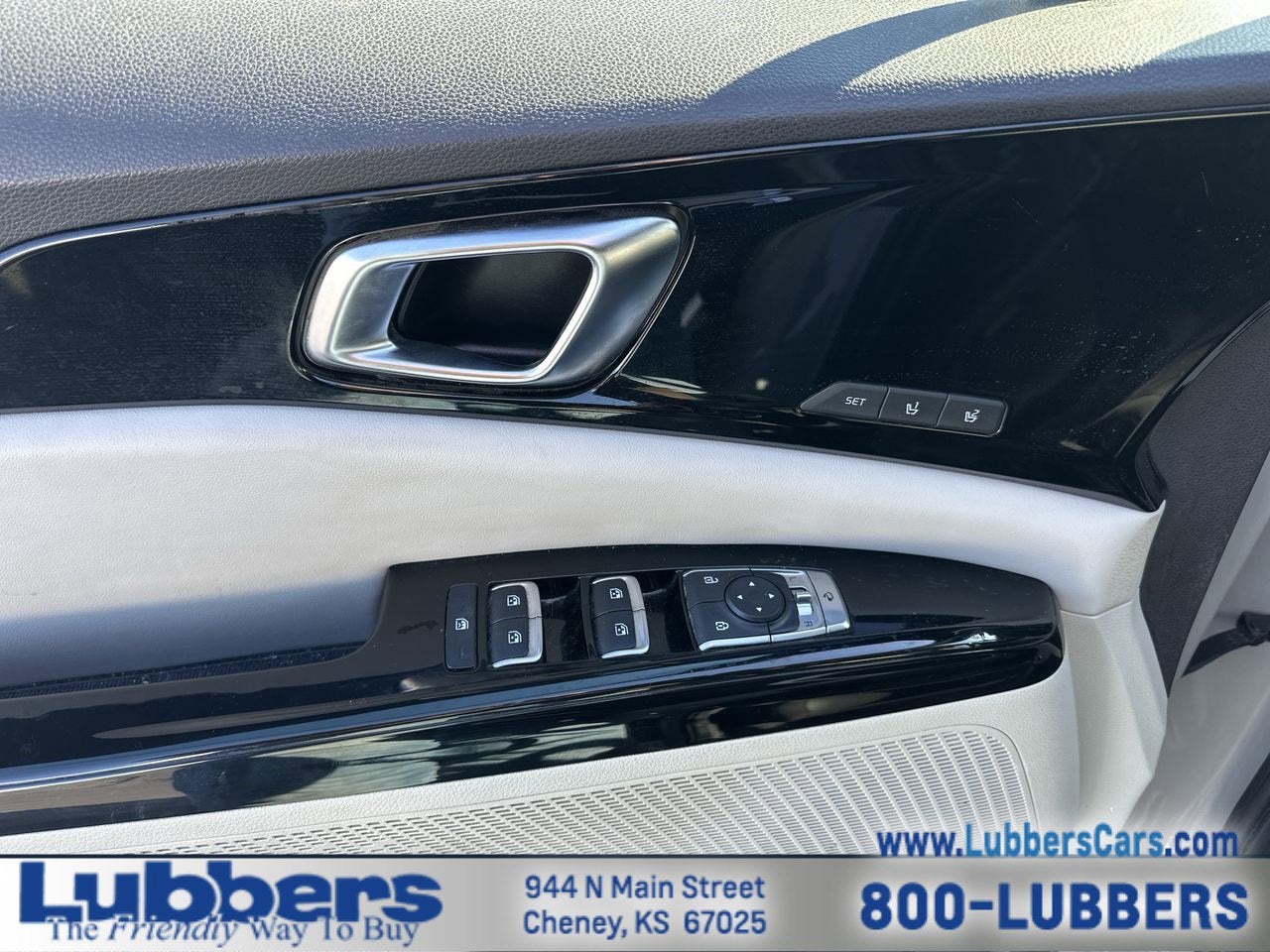 2022 Kia Carnival SX